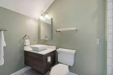 411 Chandlers Wharf Portland ME 04101