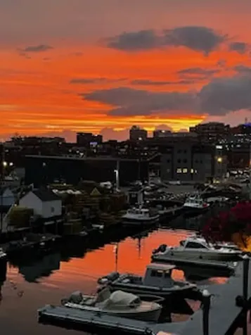 411 Chandlers Wharf Portland ME 04101