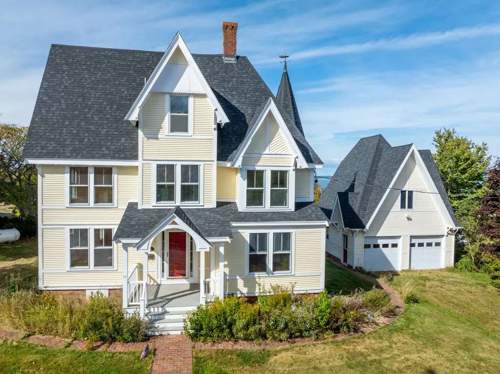 35 Main Street Lubec ME 04652