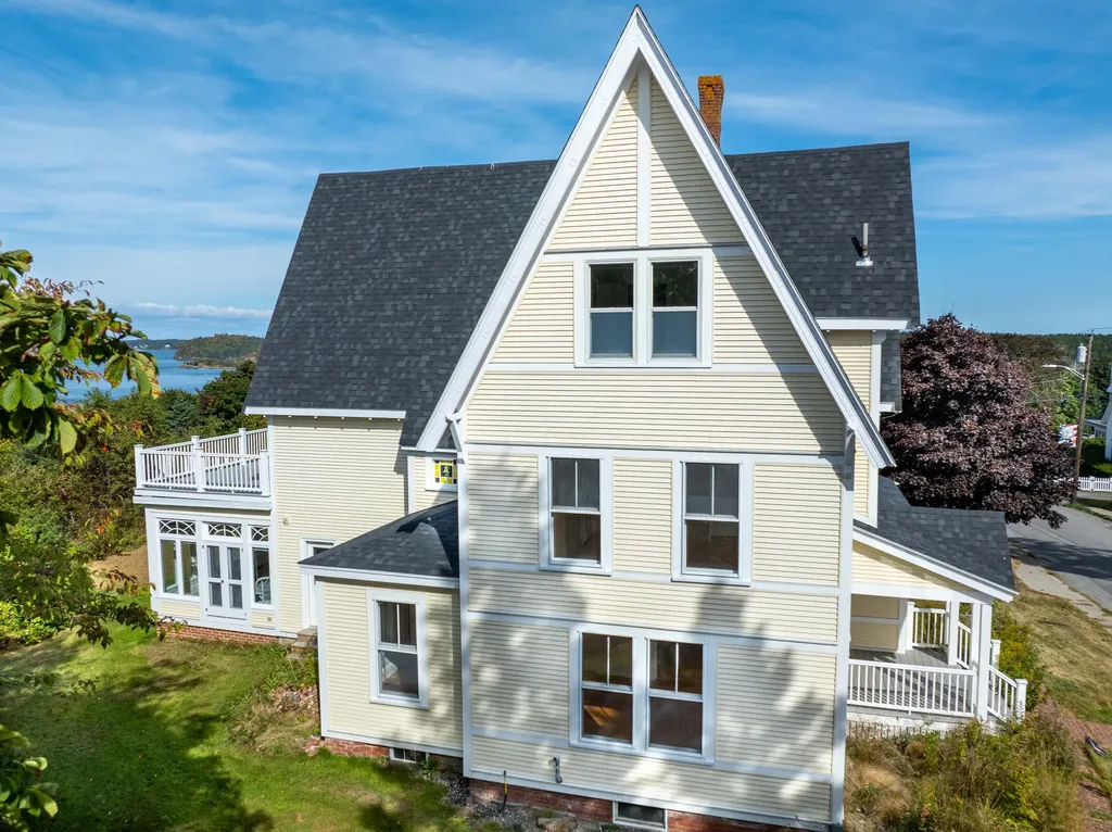 35 Main Street Lubec ME 04652
