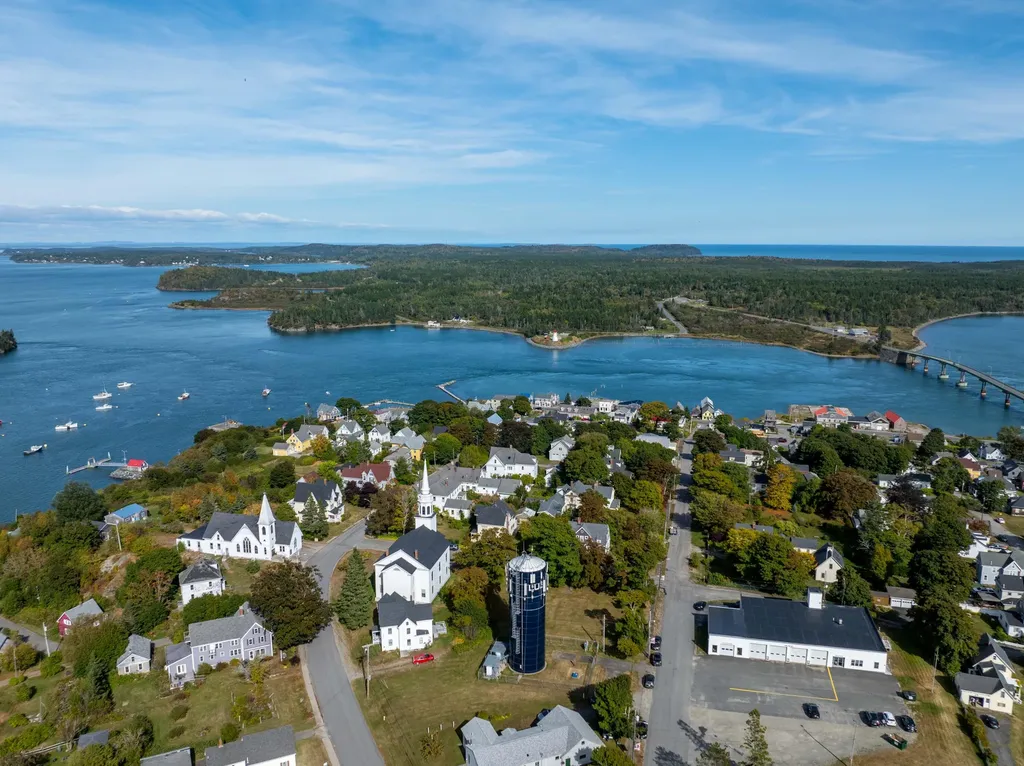 35 Main Street Lubec ME 04652