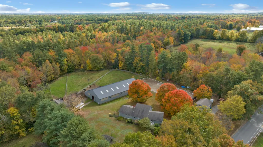 95 Blake Road Standish ME 04084