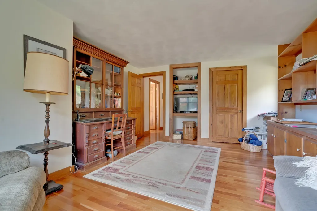 95 Blake Road Standish ME 04084