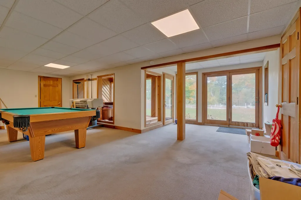 95 Blake Road Standish ME 04084