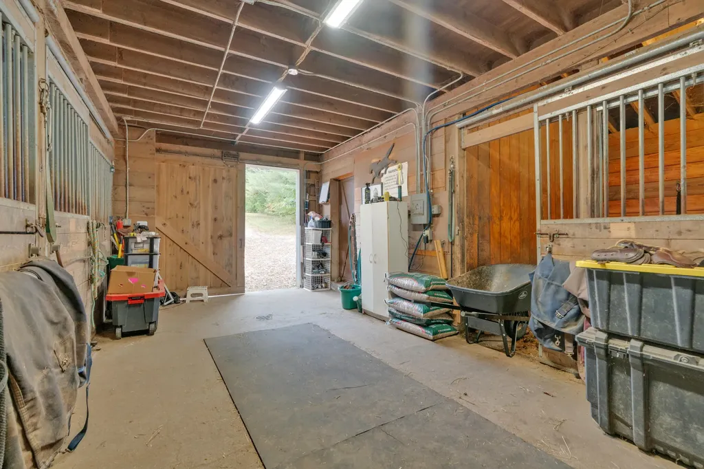 95 Blake Road Standish ME 04084