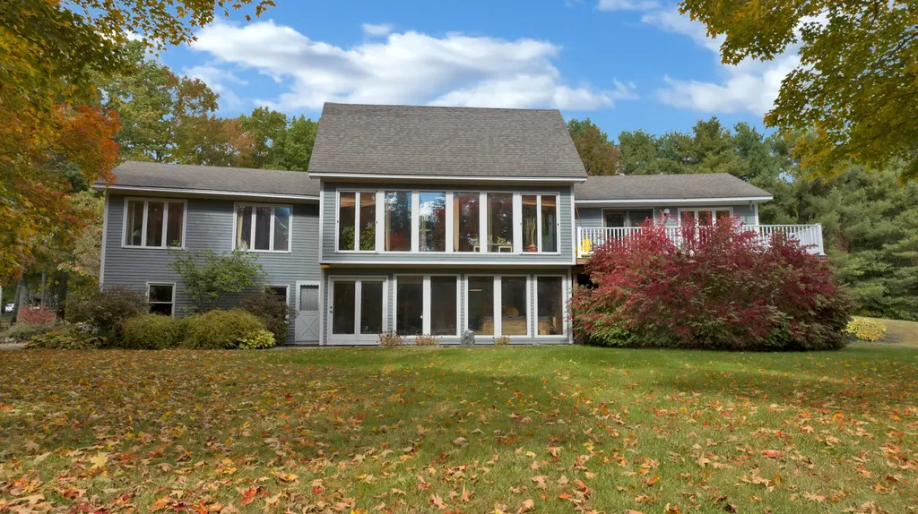 95 Blake Road Standish ME 04084