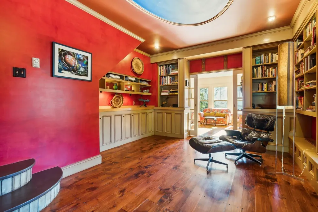 28 Woodbury Street South Portland ME 04106