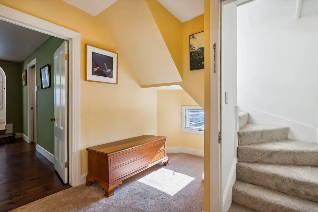 28 Woodbury Street South Portland ME 04106