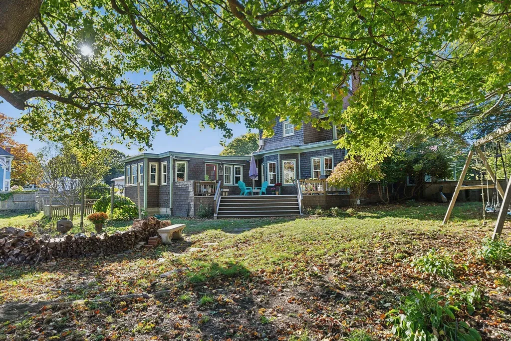 28 Woodbury Street South Portland ME 04106