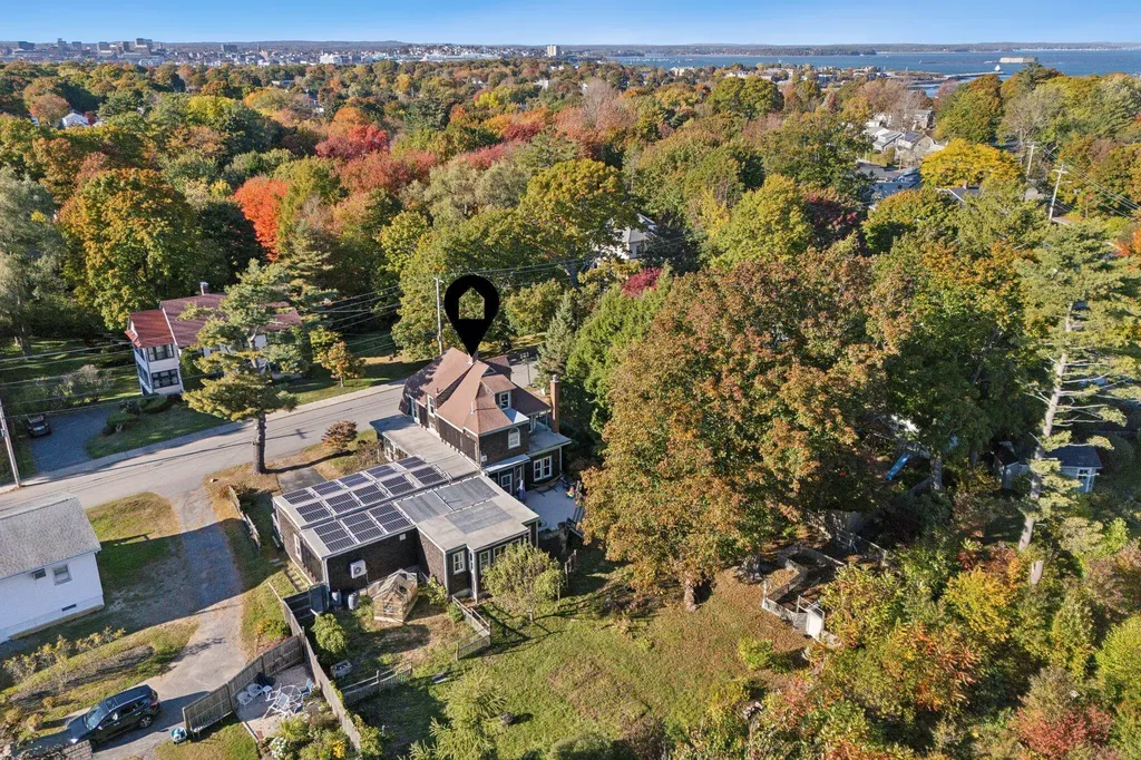 28 Woodbury Street South Portland ME 04106