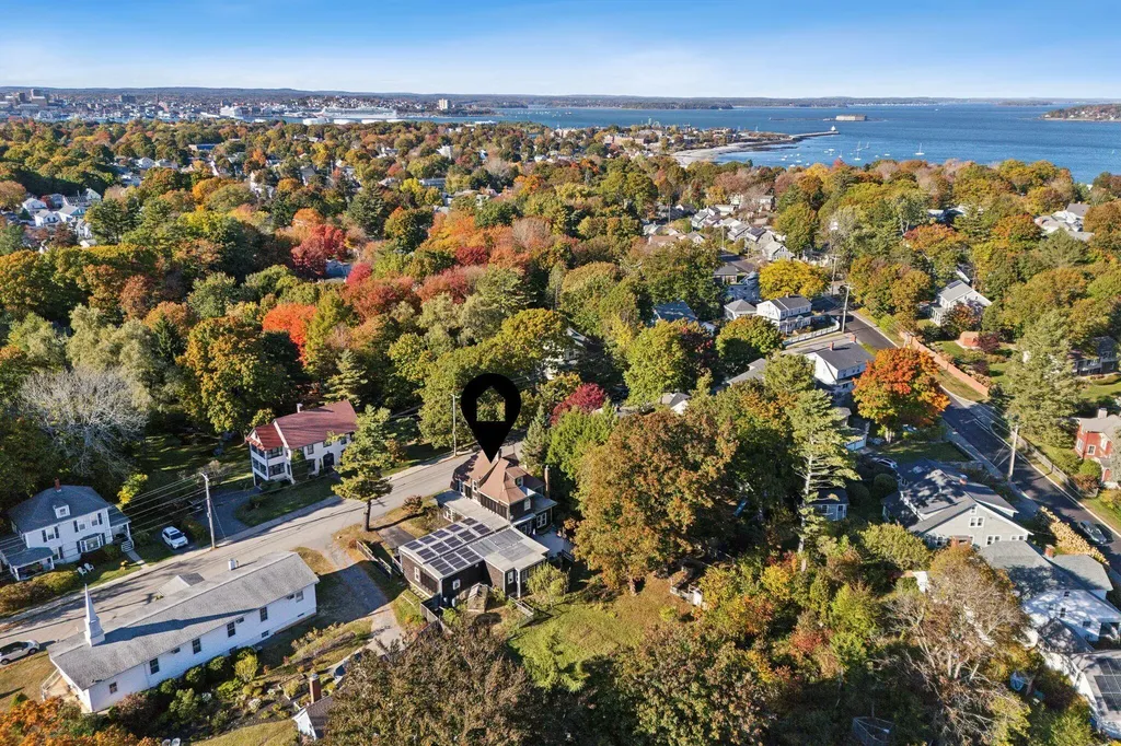 28 Woodbury Street South Portland ME 04106