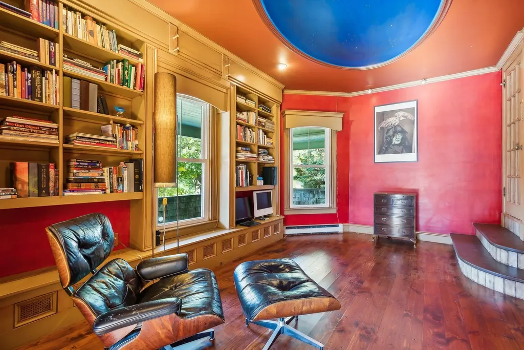 28 Woodbury Street South Portland ME 04106