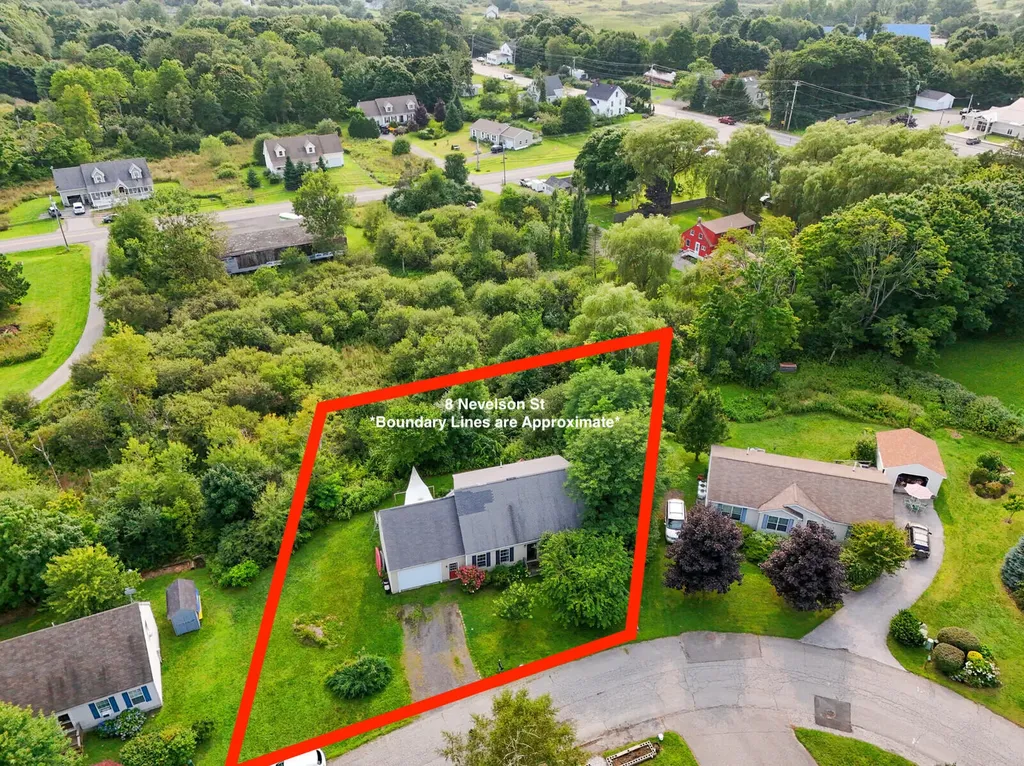 8 Nevelson Street Rockland ME 04841