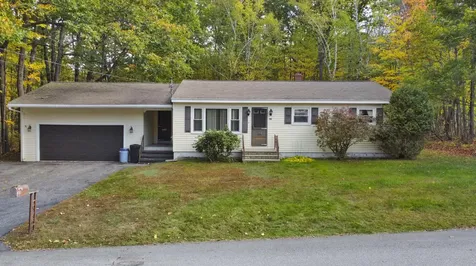 35 Reservoir Avenue Lewiston ME 04240