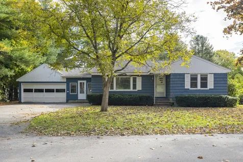 22 Hillcrest Avenue Portland ME 04102