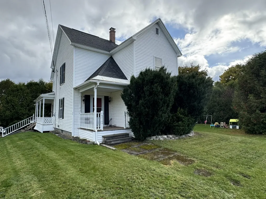 34 Eaton Street Old Town ME 04468