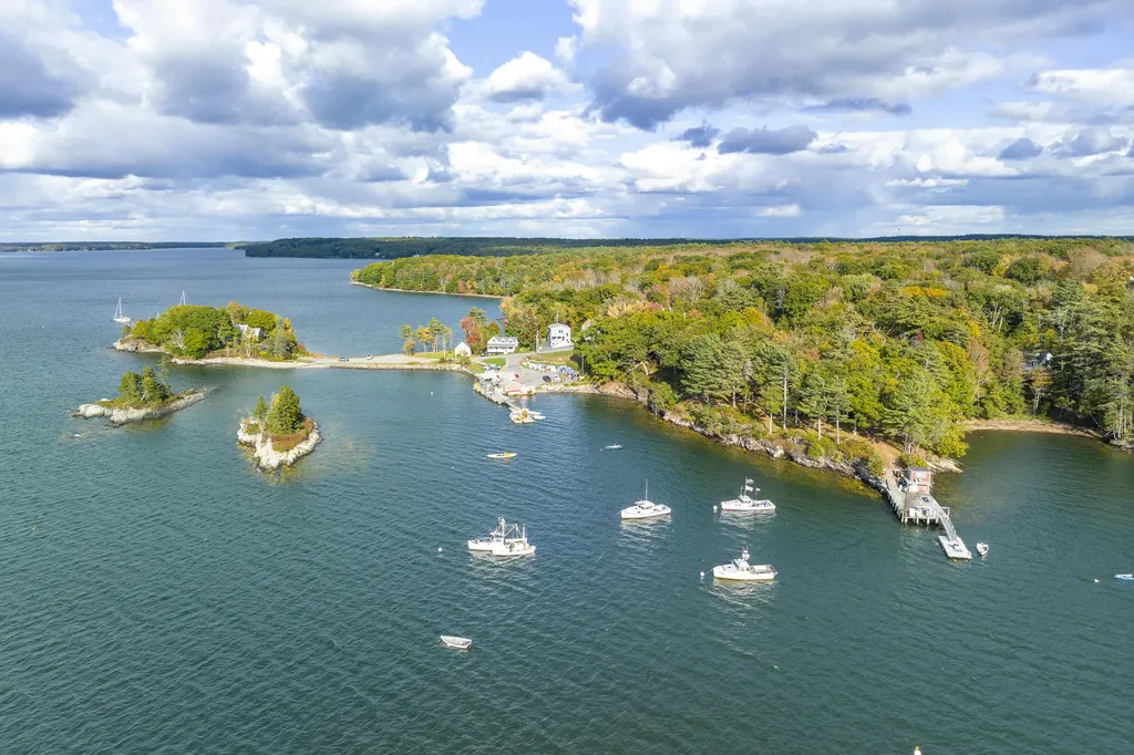 22 Wood Landing Road Harpswell ME 04079