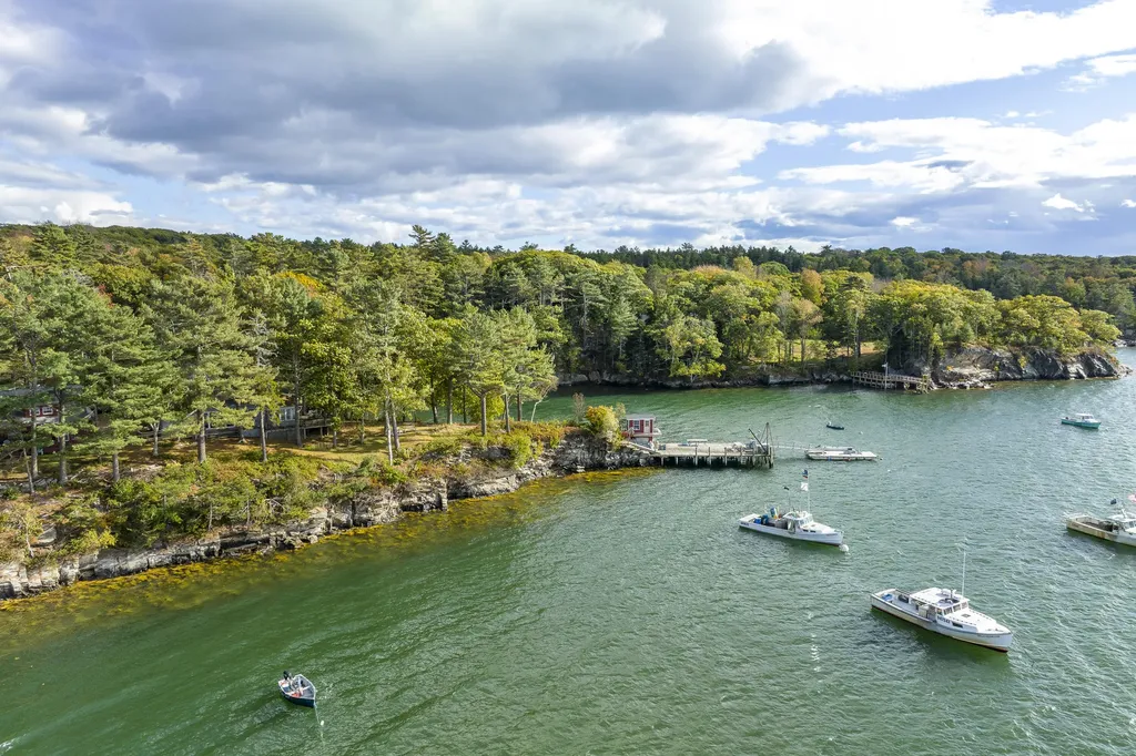 22 Wood Landing Road Harpswell ME 04079