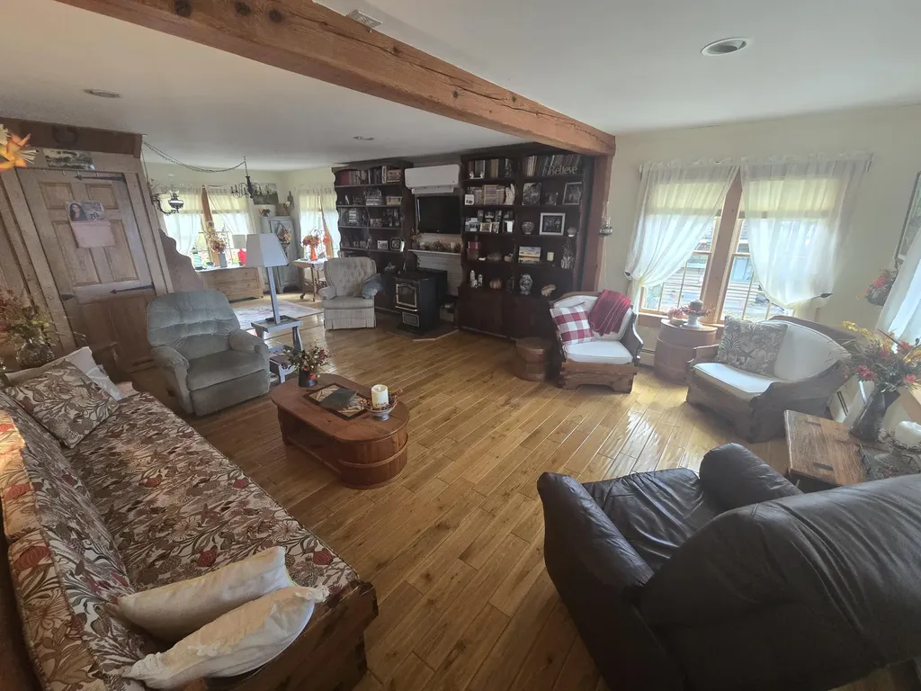 402 Stanhope Mill Road Lincoln ME 04457