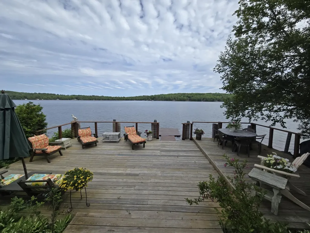 402 Stanhope Mill Road Lincoln ME 04457