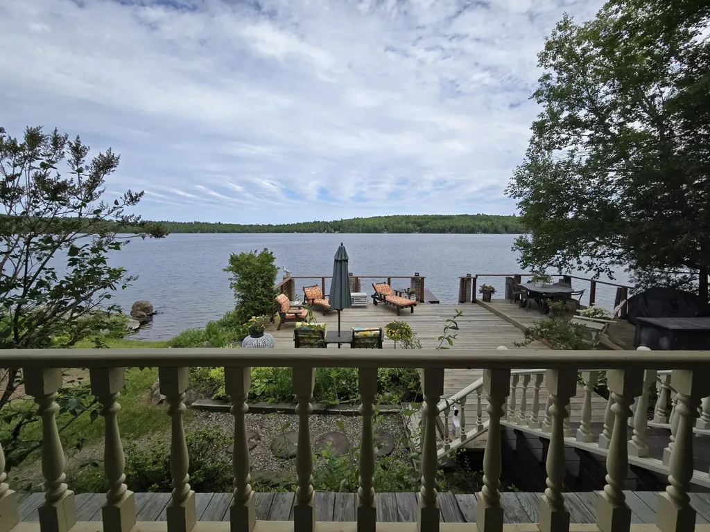 402 Stanhope Mill Road Lincoln ME 04457