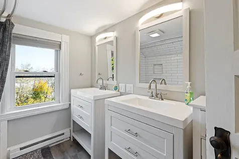 107 Ferry Road Chelsea ME 04330