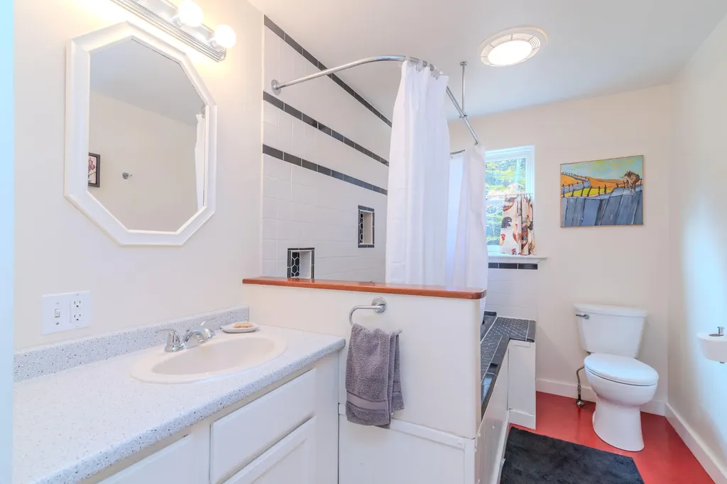 903 Mere Point Road Brunswick ME 04011