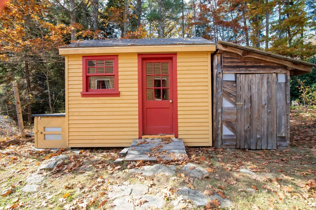 903 Mere Point Road Brunswick ME 04011