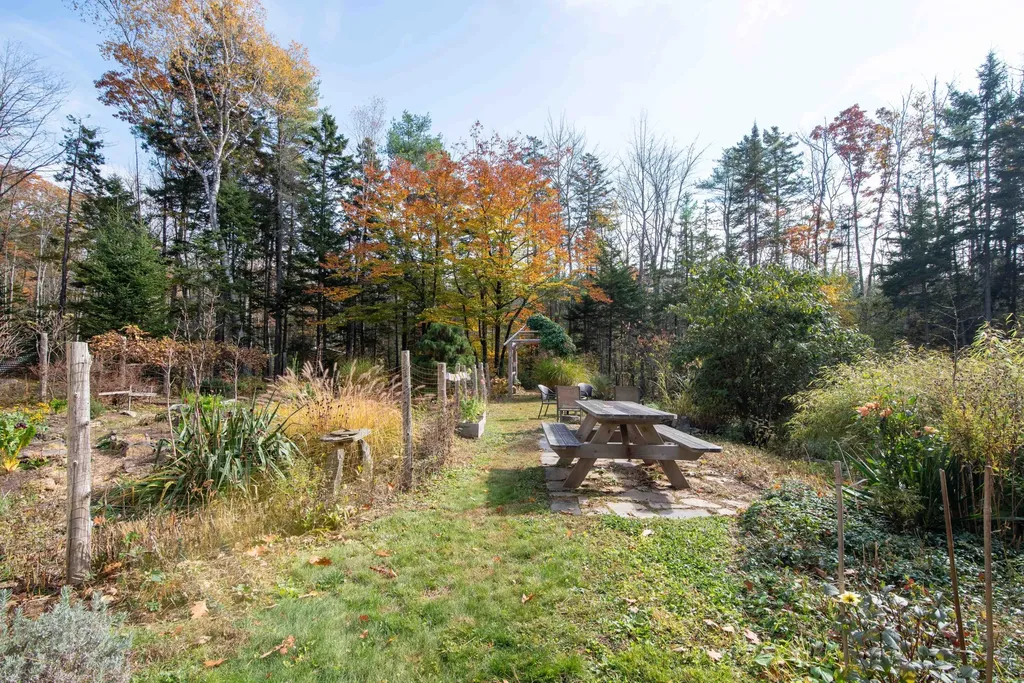 903 Mere Point Road Brunswick ME 04011