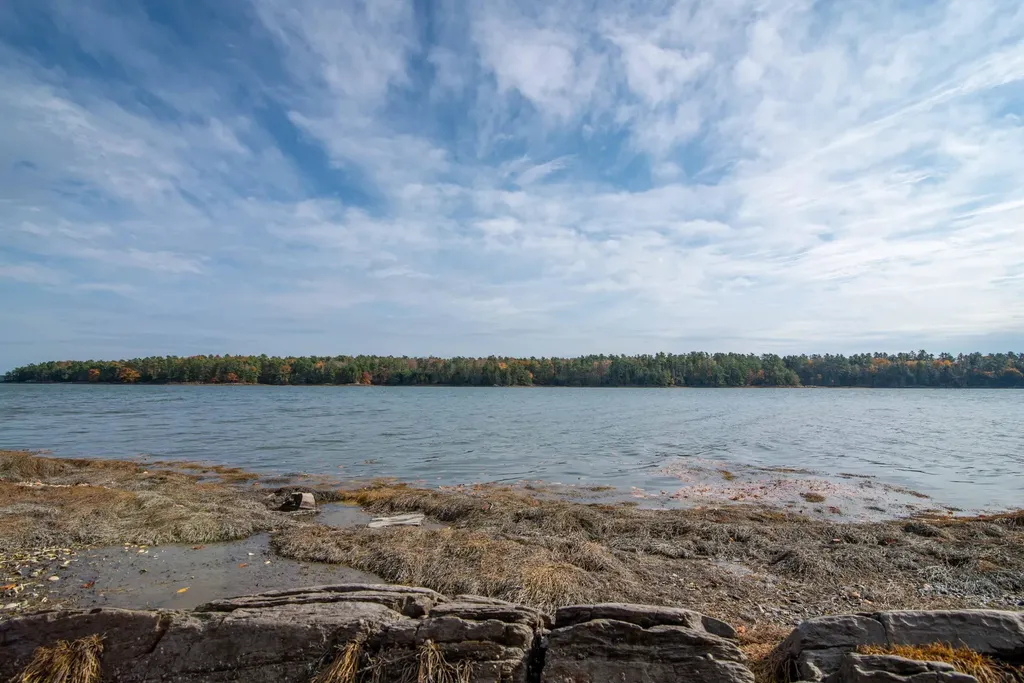 903 Mere Point Road Brunswick ME 04011