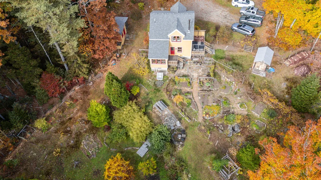 903 Mere Point Road Brunswick ME 04011