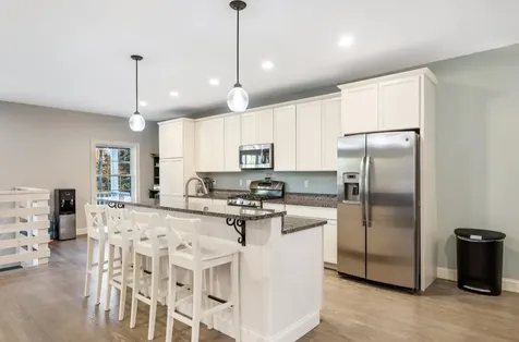 83 Hoyt Drive Monmouth ME 04259