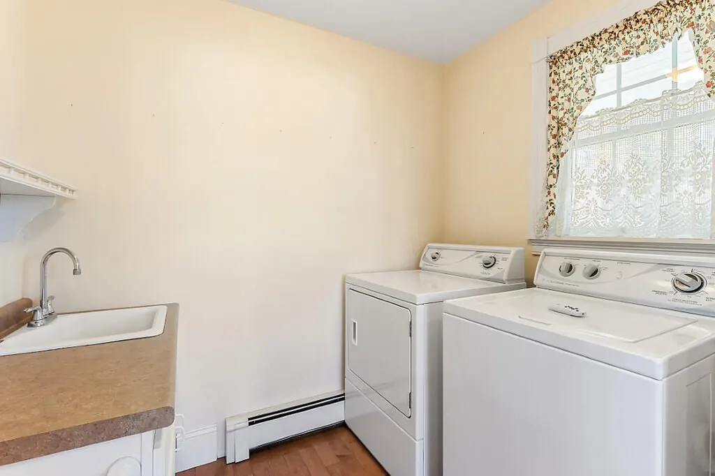 691 Oakland Road Belgrade ME 04917