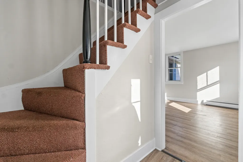 1090 Main Street Bowdoin ME 04287