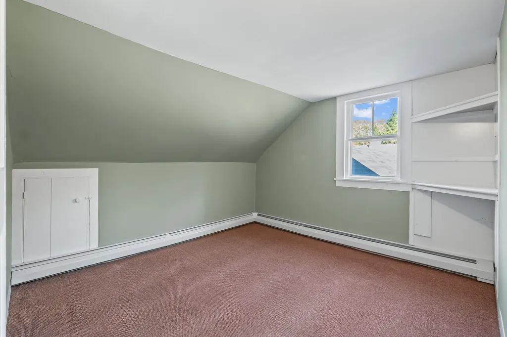 1090 Main Street Bowdoin ME 04287