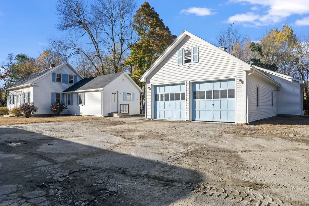 1090 Main Street Bowdoin ME 04287