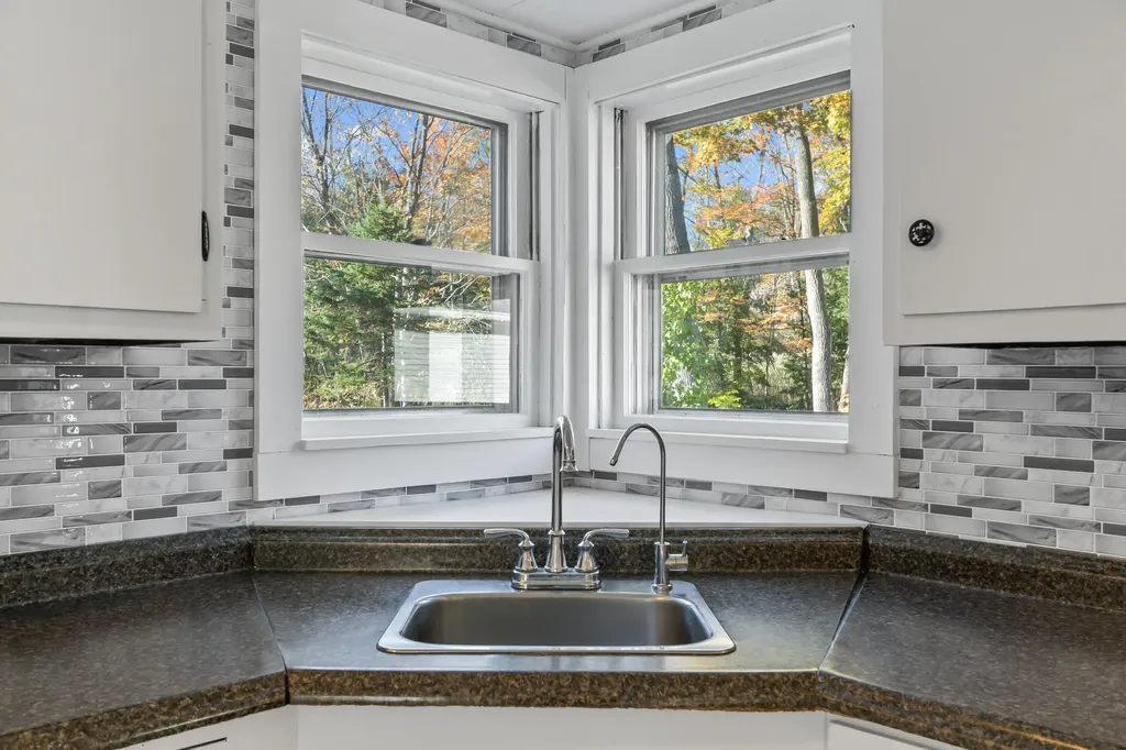 1090 Main Street Bowdoin ME 04287
