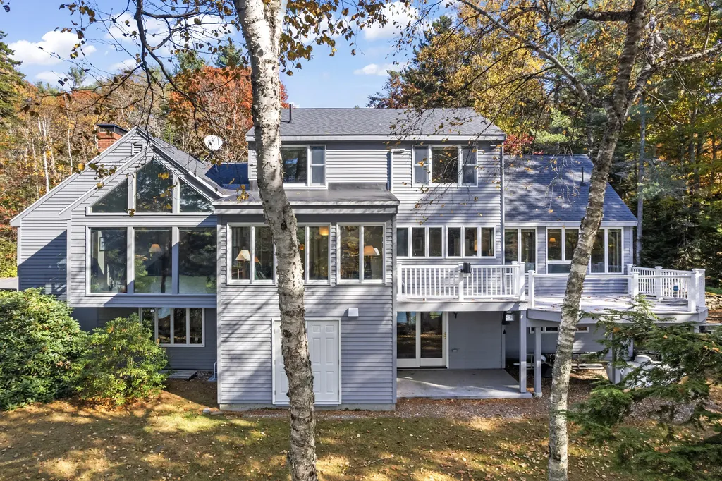 203 Youngs Point Road Wiscasset ME 04578
