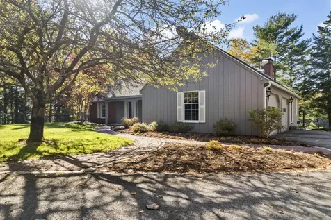 203 Youngs Point Road Wiscasset ME 04578