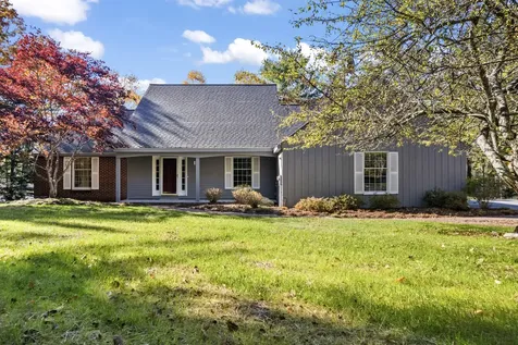 203 Youngs Point Road Wiscasset ME 04578