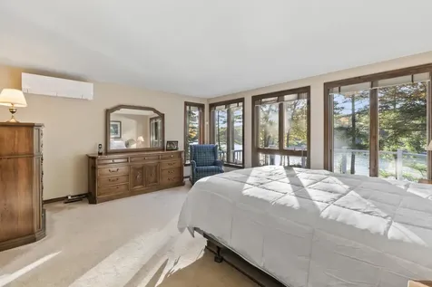 203 Youngs Point Road Wiscasset ME 04578
