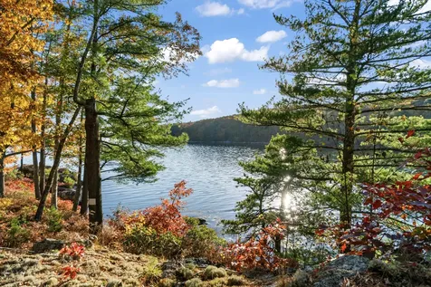 203 Youngs Point Road Wiscasset ME 04578