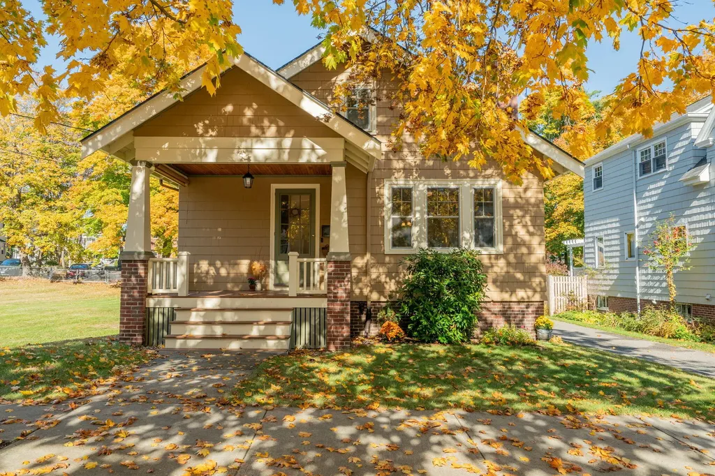 105 Revere Street Portland ME 04103
