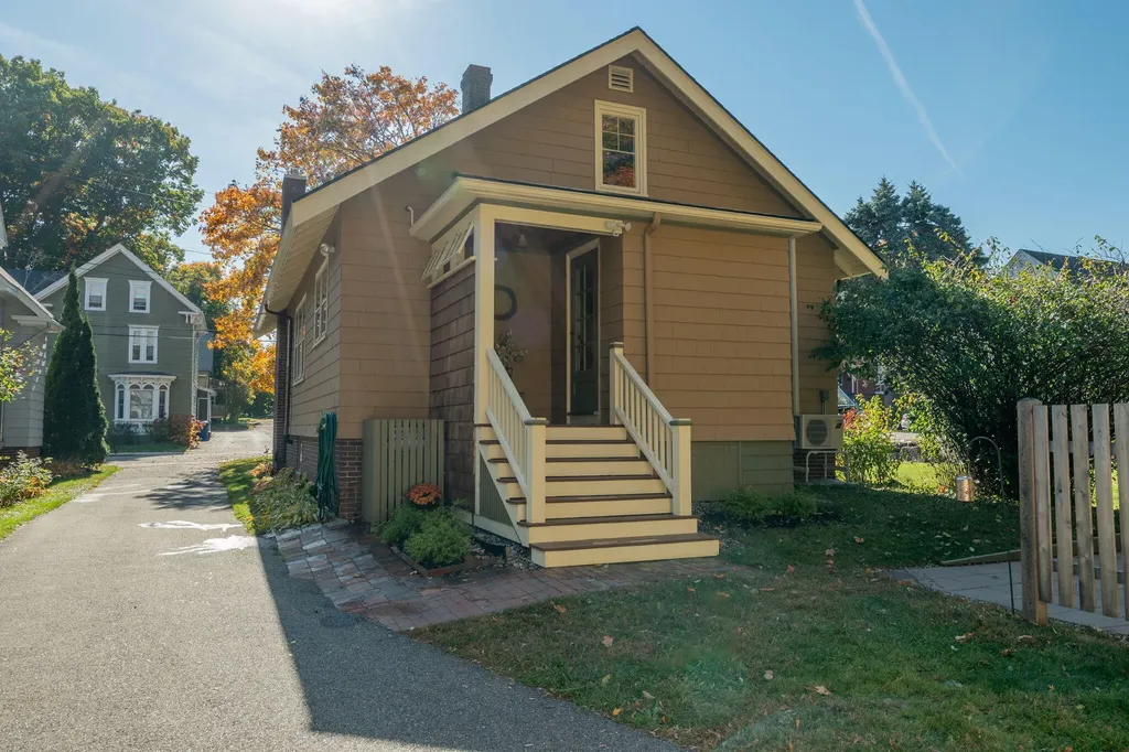 105 Revere Street Portland ME 04103
