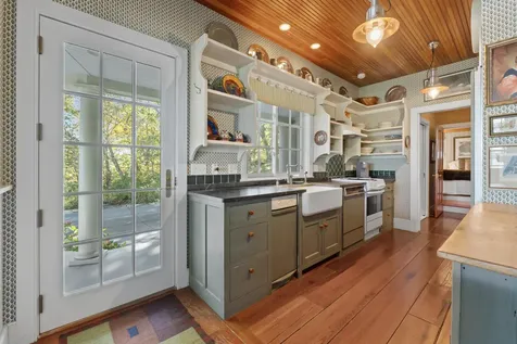 132 Captain John Parker Road Phippsburg ME 04562