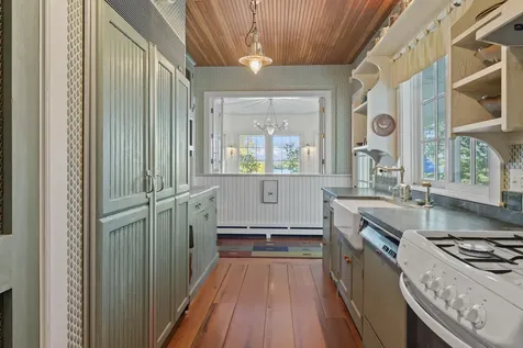 132 Captain John Parker Road Phippsburg ME 04562