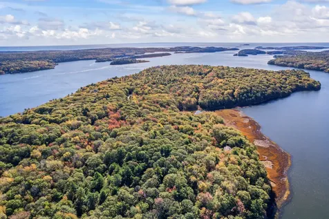 132 Captain John Parker Road Phippsburg ME 04562