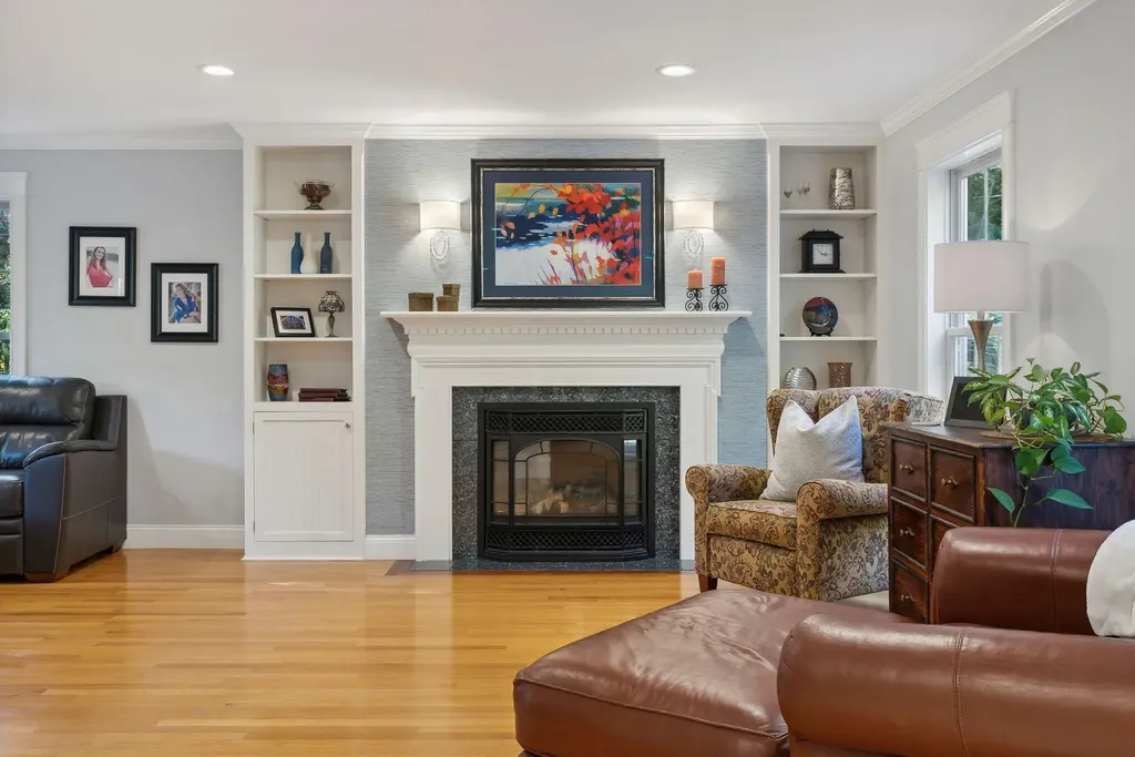 18 Saratoga Lane Scarborough ME 04074