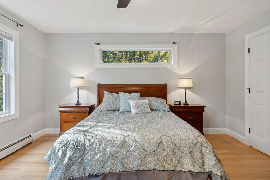 18 Saratoga Lane Scarborough ME 04074