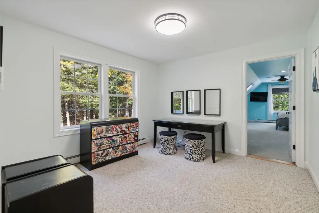 18 Saratoga Lane Scarborough ME 04074